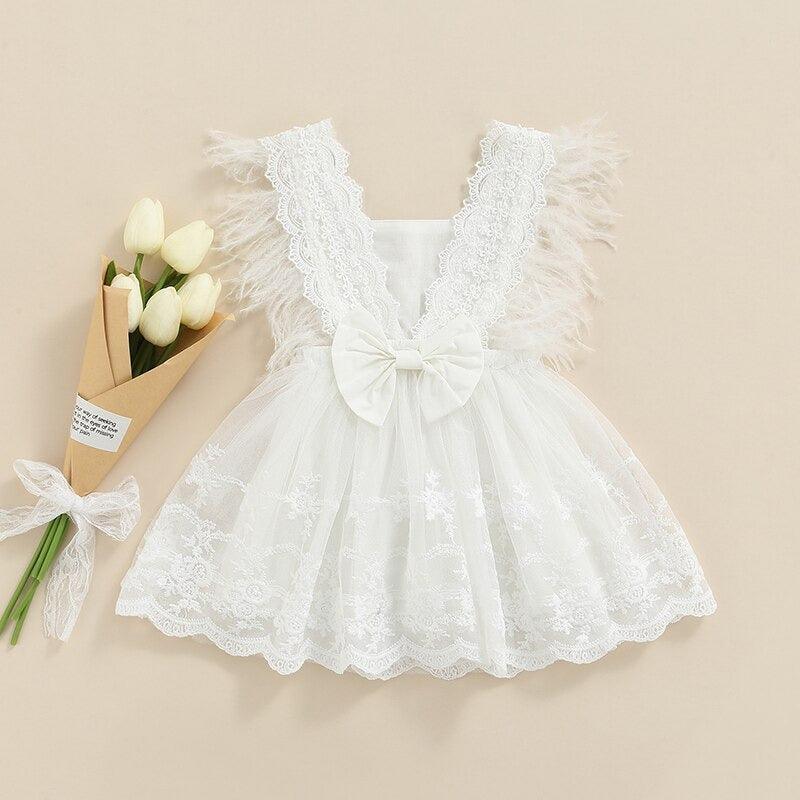 Vestido de Batizado Rendas e Plumas Bebê Menina